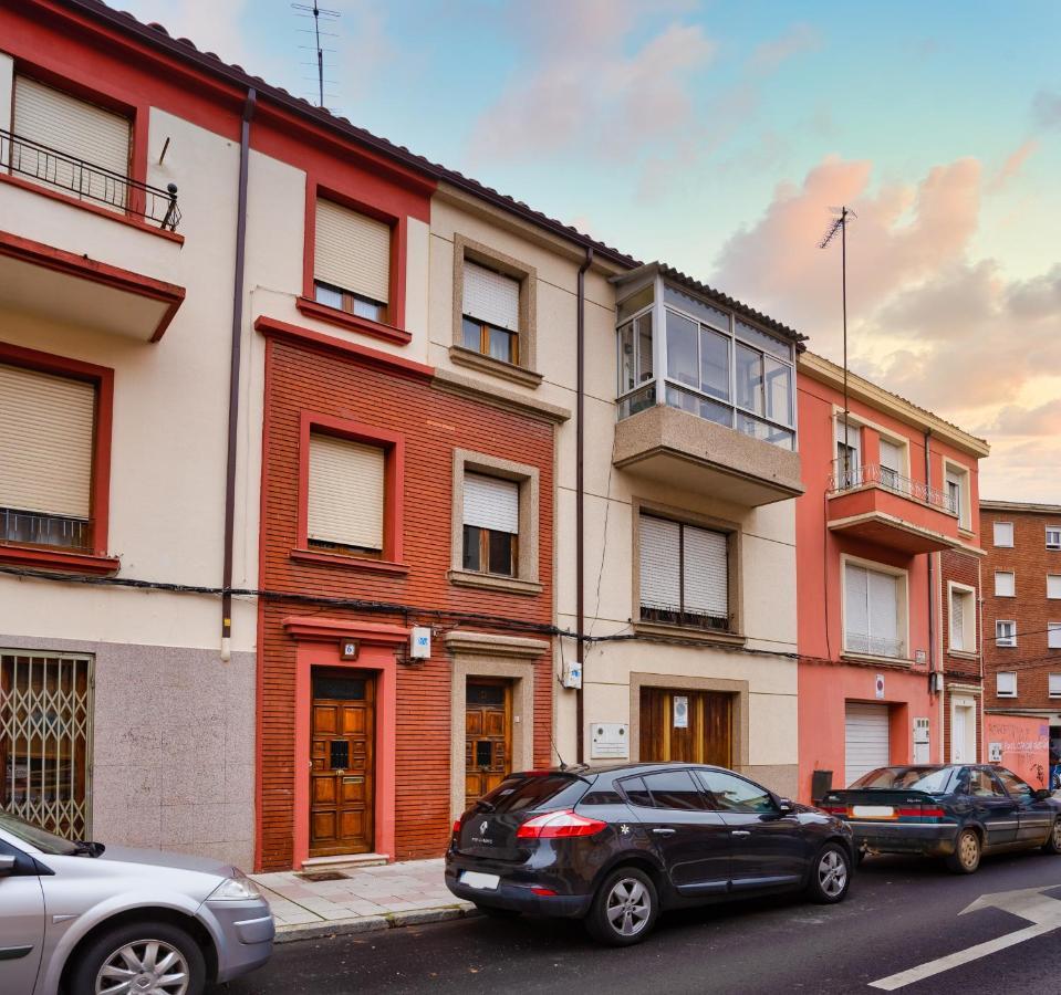 Housingleon - Apartamento Plaza Mayor Bagian luar foto